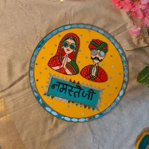 Rajasthani Couple Wall Jharokha